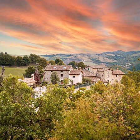 Tenuta Borgo Santa Cecilia Губбио Экстерьер фото