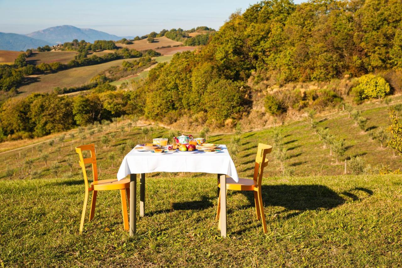 Tenuta Borgo Santa Cecilia Губбио Экстерьер фото