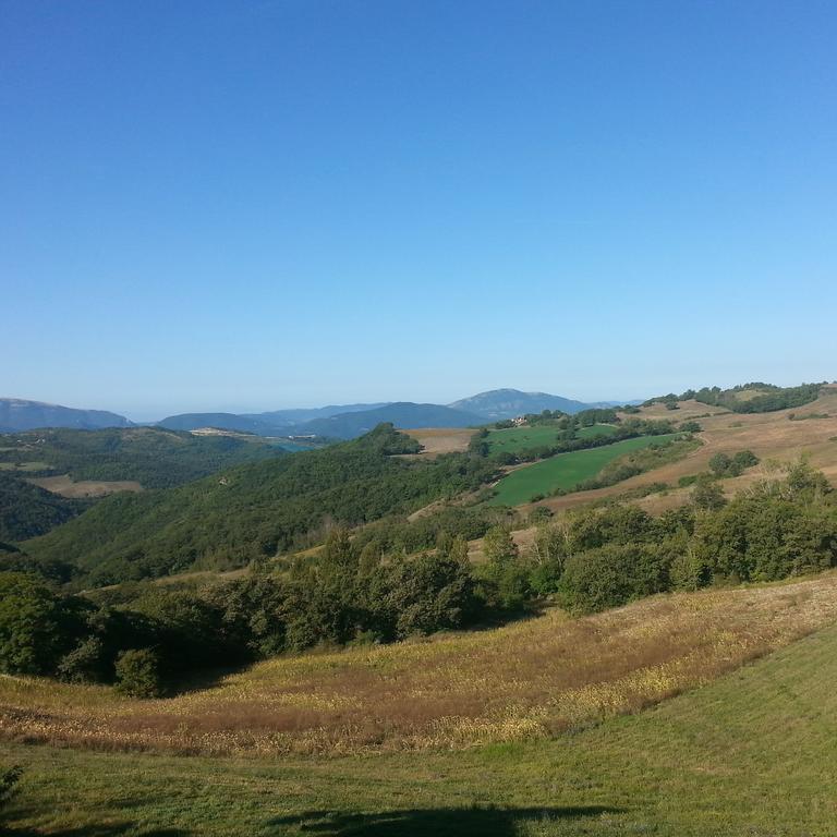 Tenuta Borgo Santa Cecilia Губбио Экстерьер фото