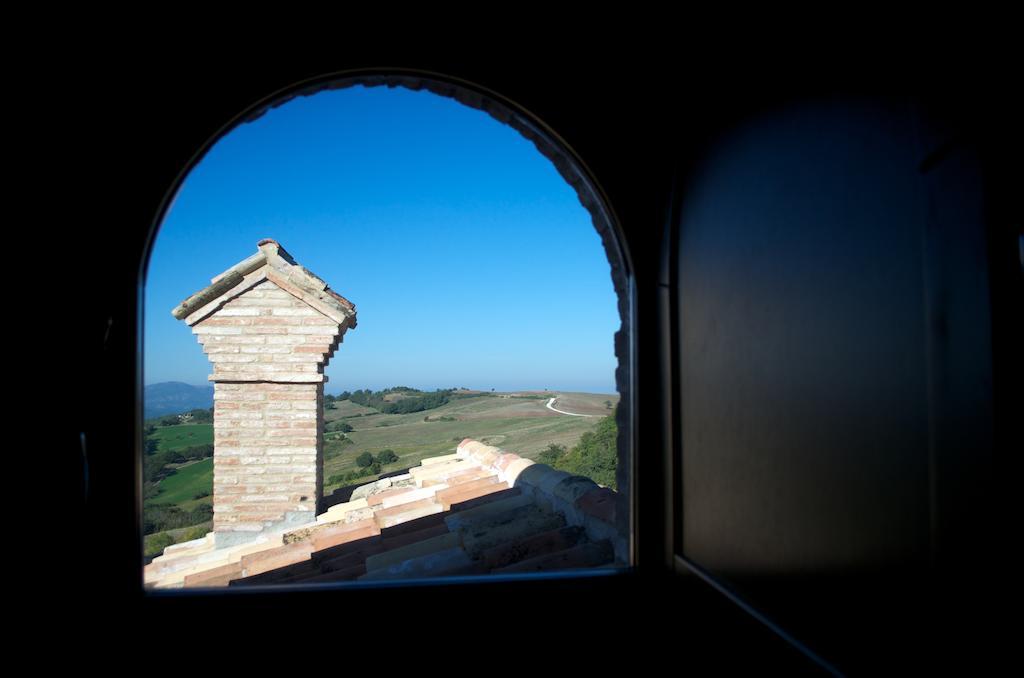 Tenuta Borgo Santa Cecilia Губбио Экстерьер фото